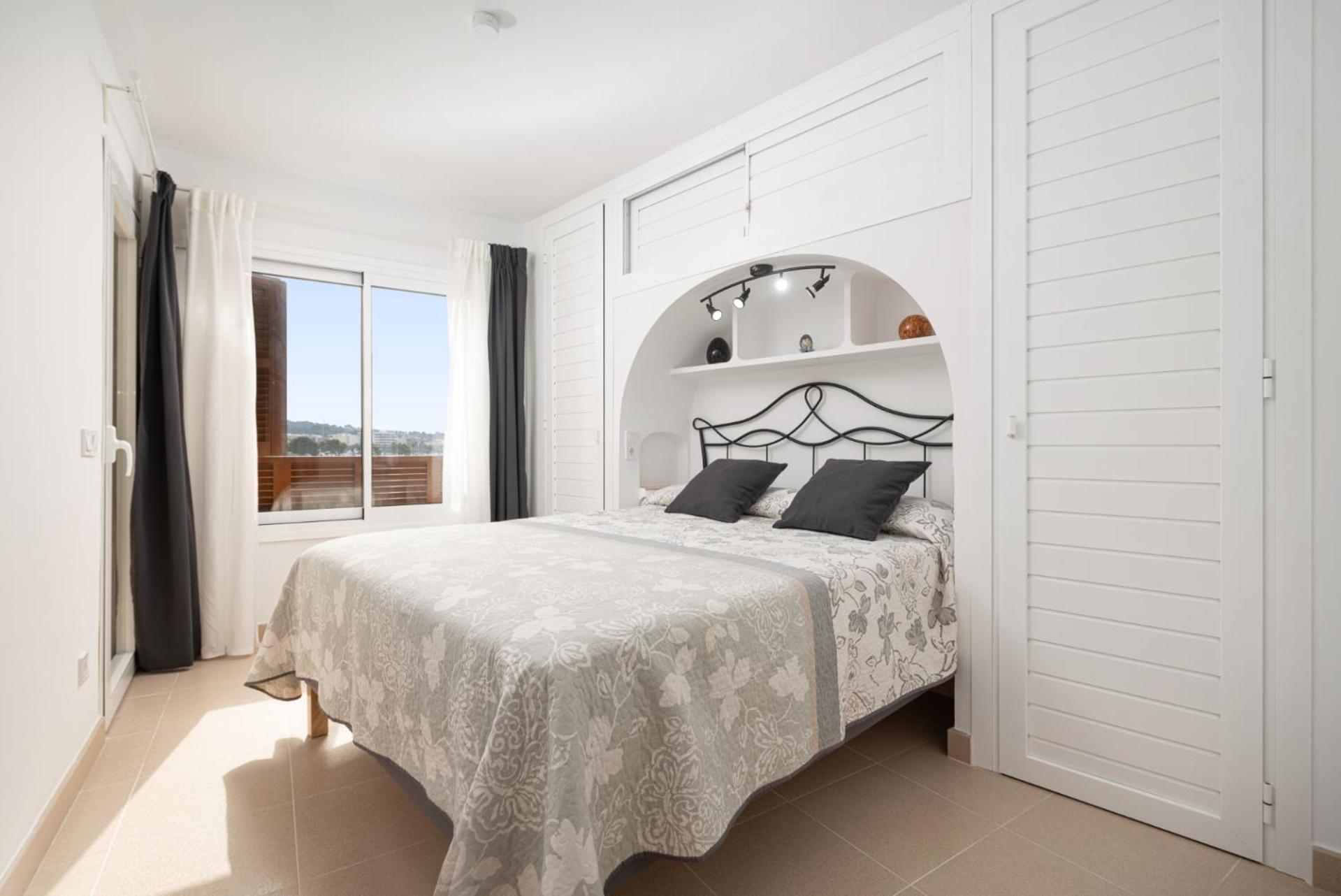 Rovello - Apartment *